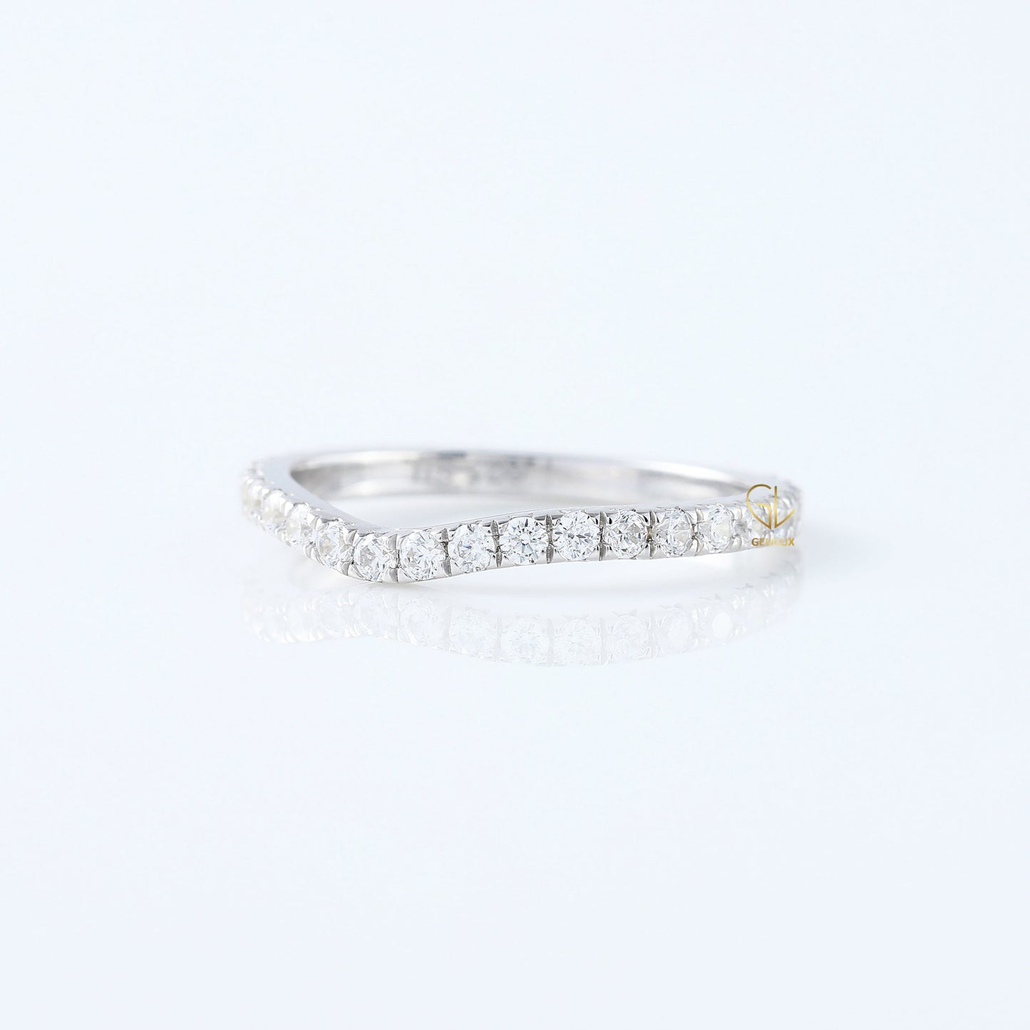 Minimalist Ring, Round Cut Lab Grown Diamond Curved Wedding Ring