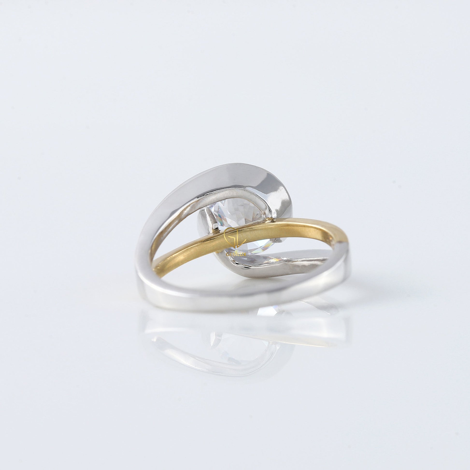 1 ct IGI Certified Round Cut Lab Grown Diamond Two Tone Engagement Ring