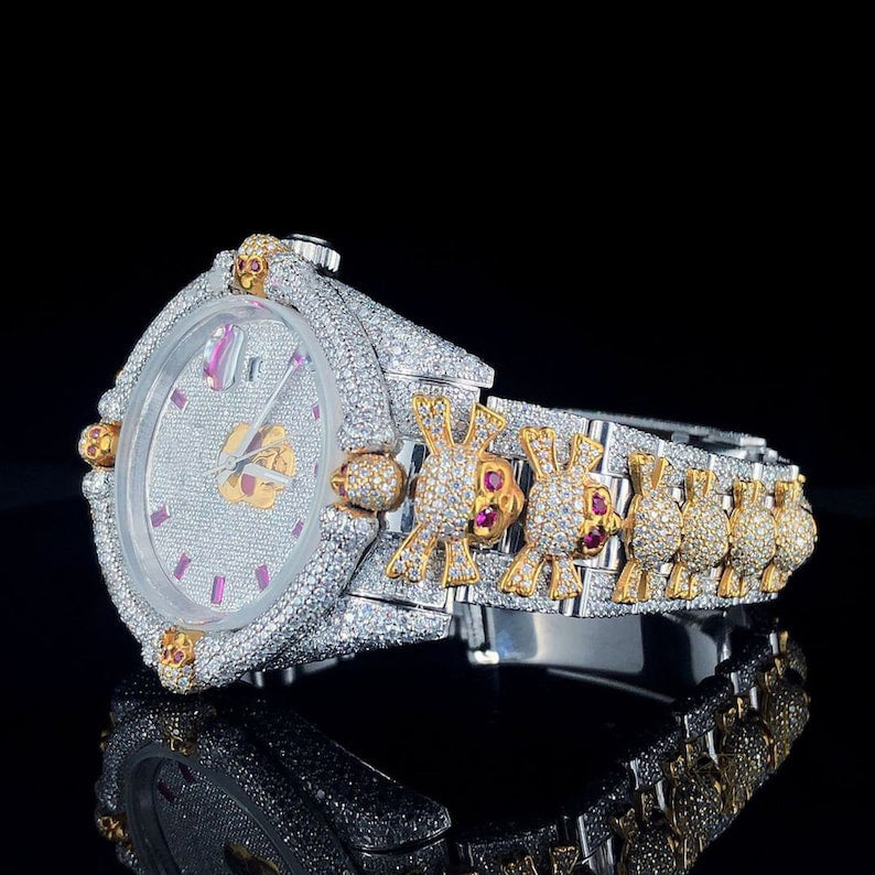 Customised Skull Design VVS Moissanite Diamond Hip Hop Watch For Men