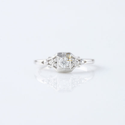Antique Filigree Round Moissanite Diamond Engagement Ring