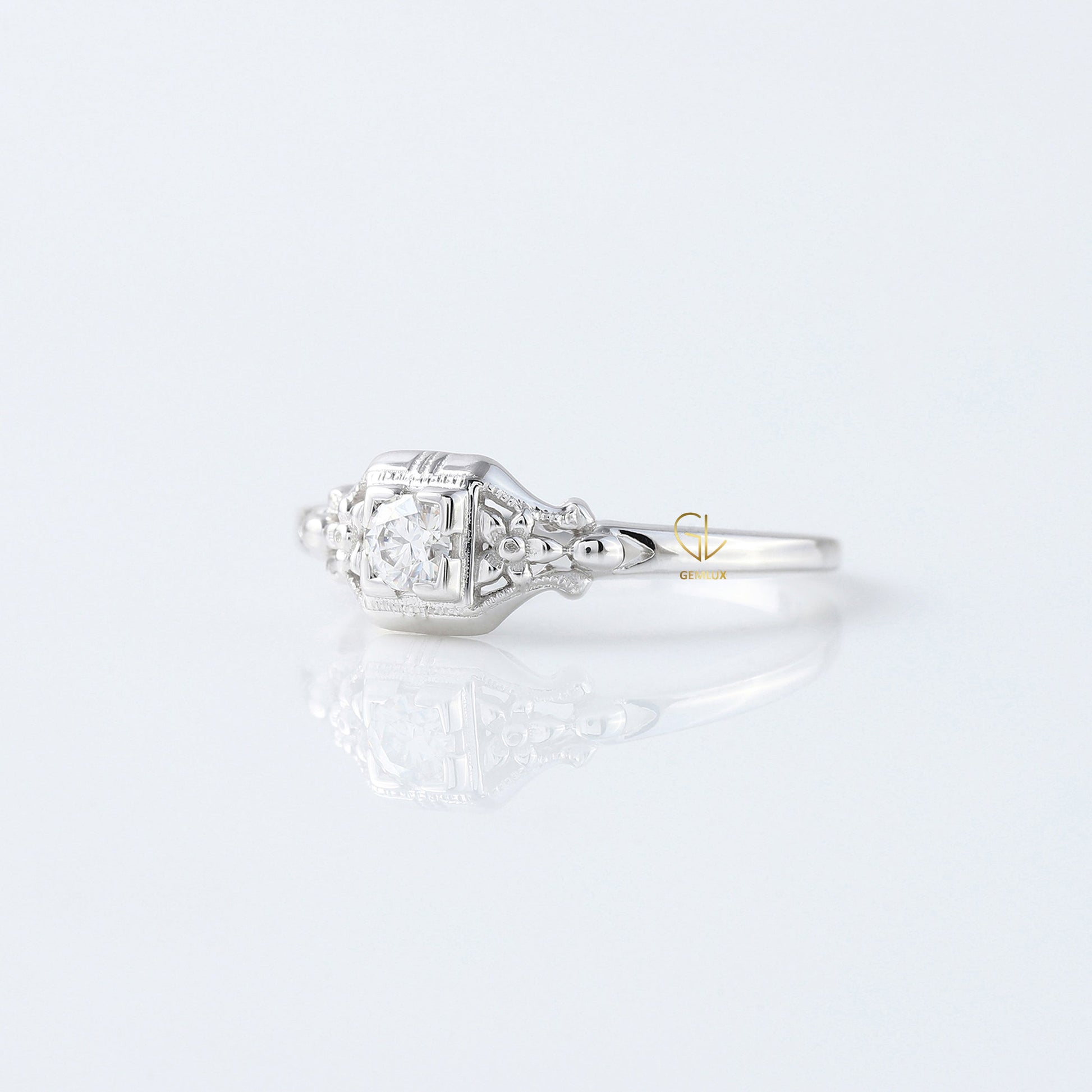 Antique Filigree Round Moissanite Diamond Engagement Ring