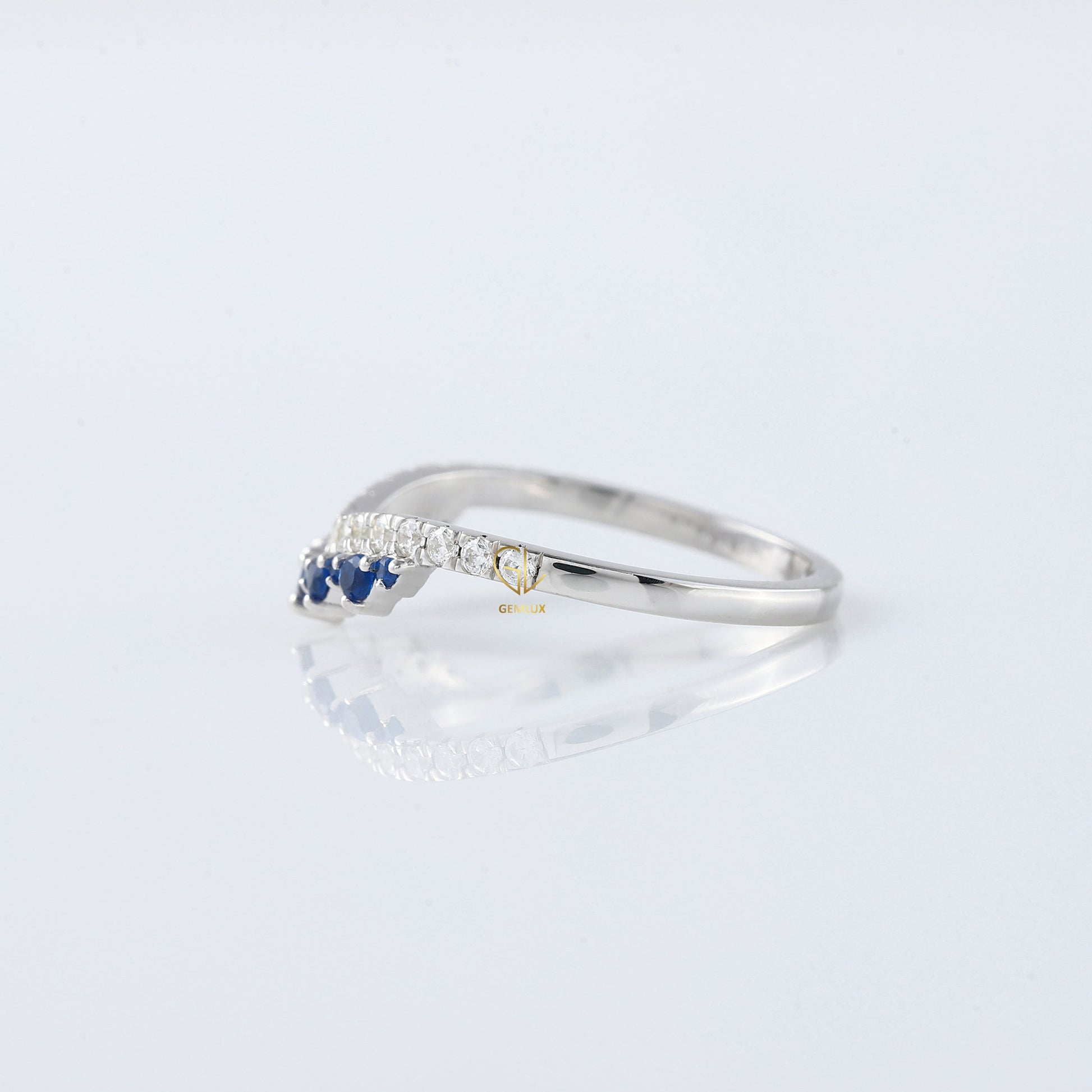 Blue Sapphire Round Cut Moissanite Diamond Chevron Band