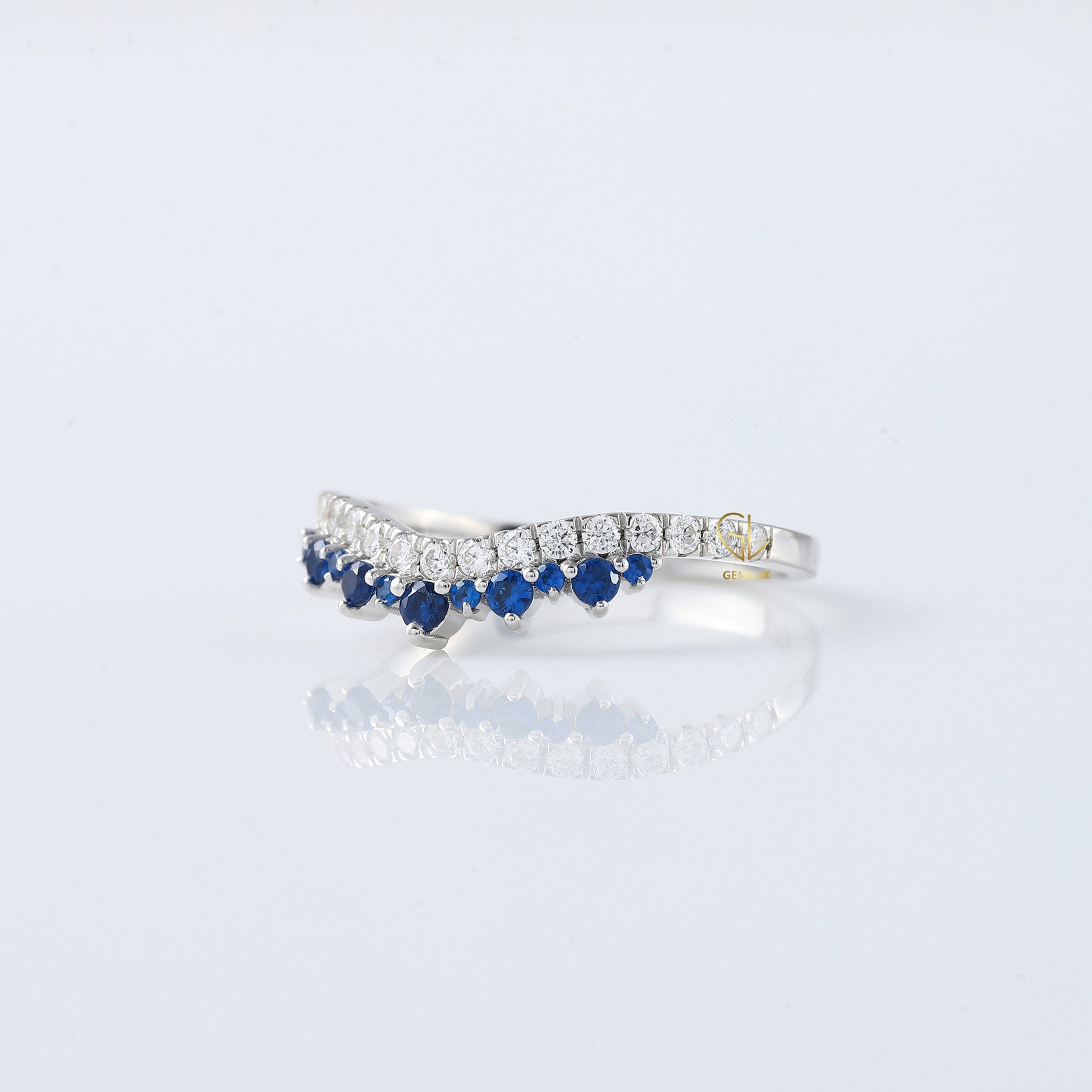 Blue Sapphire Round Cut Moissanite Diamond Chevron Band