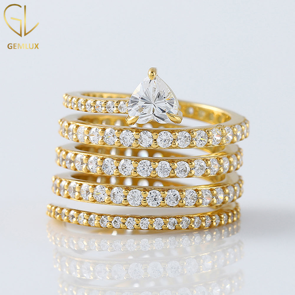 Heart & Round Moissanite Engagement Spiral Ring