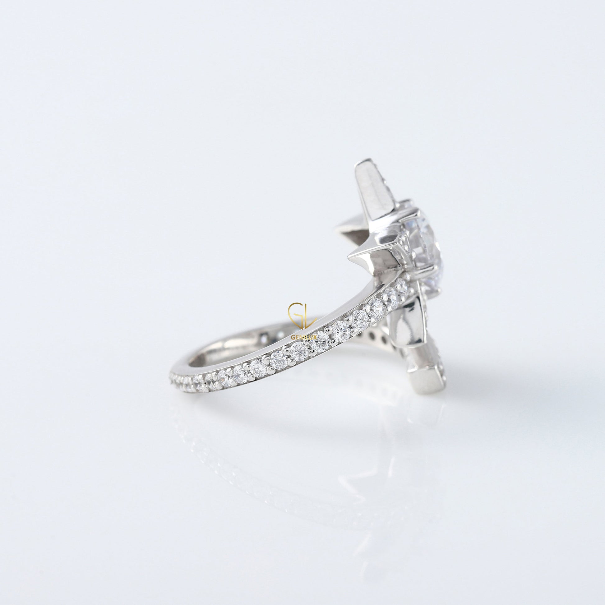 IGI Certified Round Cut Lab Grown Diamond Star Shape Ring