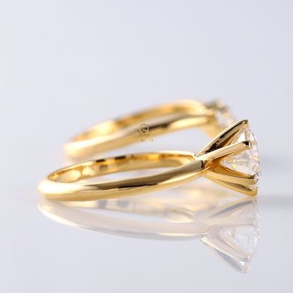 Certified Round Cut Lab Grown Diamond Solitaire Engagement Ring With Matching Curved Ring Set