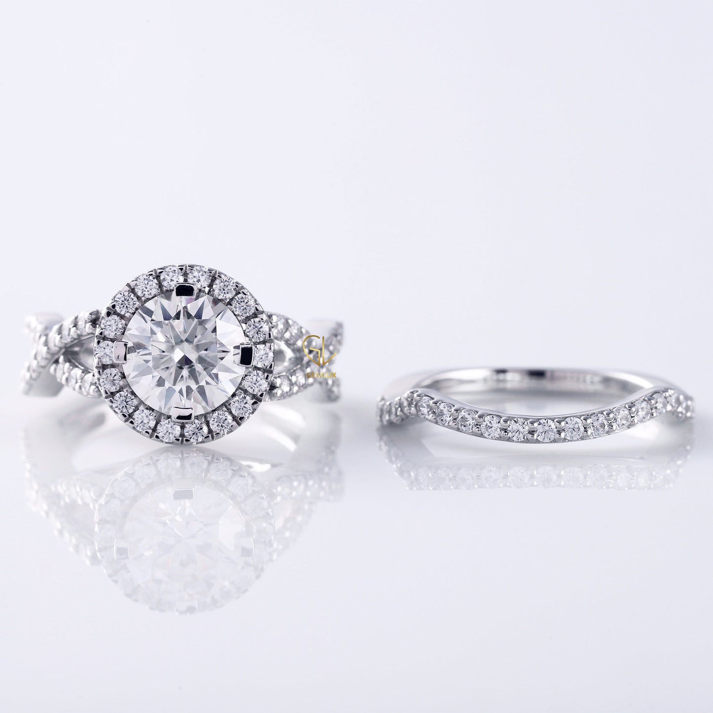 Round Cut Moissanite Twisted Ring With Curved Matching Bridal Ring Set