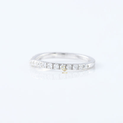 Minimalist Ring, Round Cut Lab Grown Diamond Curved Wedding Ring