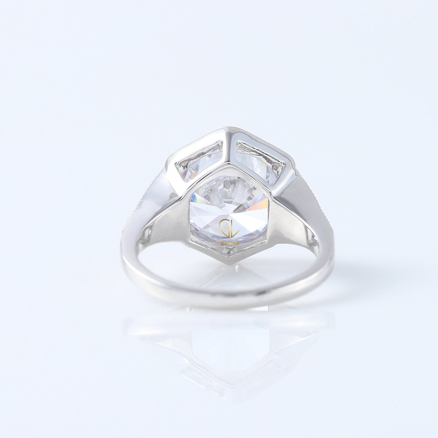 Art Deco Round Cut Moissanite Diamond Bezel Set Milgrain Engagement Ring