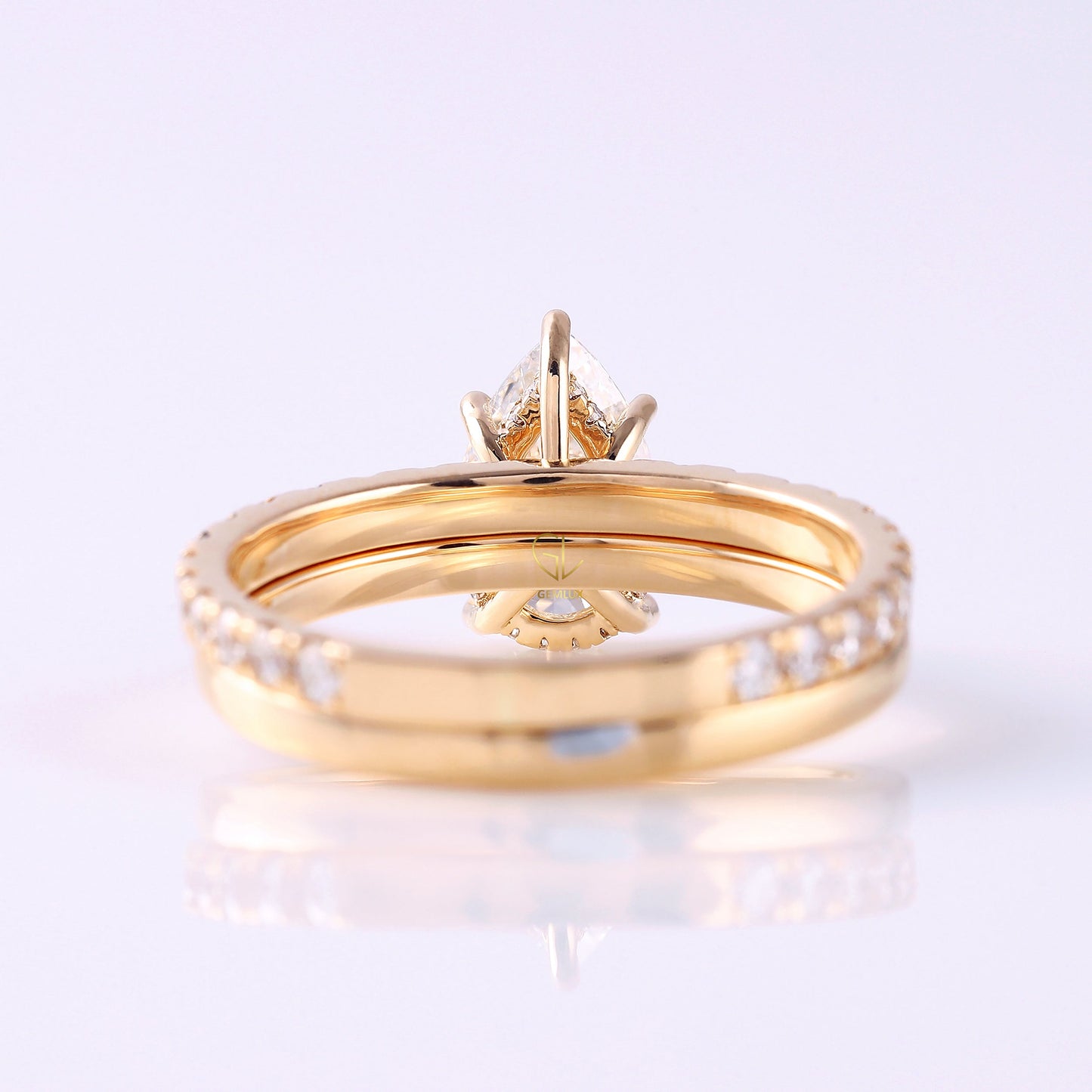 Pear Cut Moissanite Solitaire Ring Set