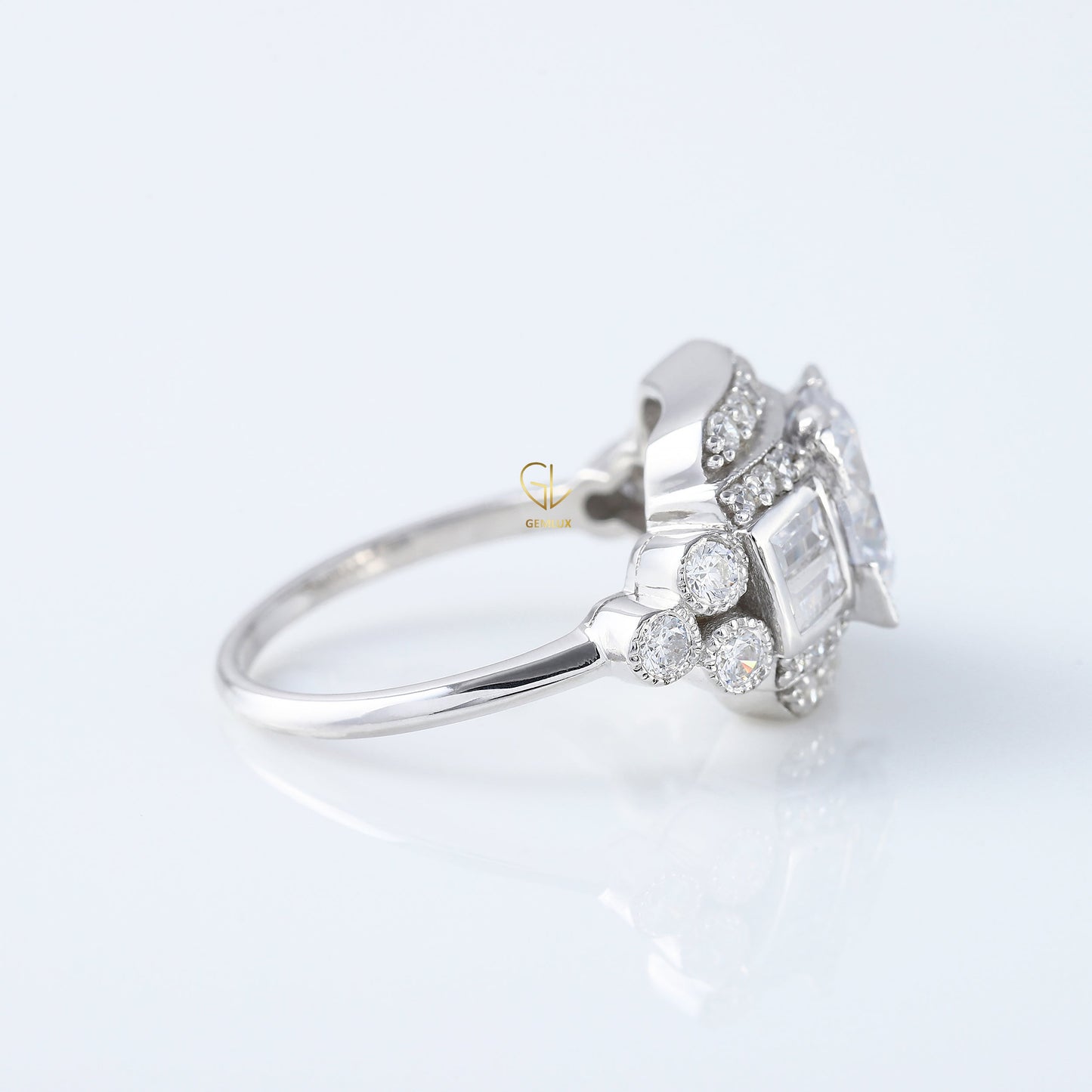 Vintage Art Deco Round Moissanite Diamond Antique Ring