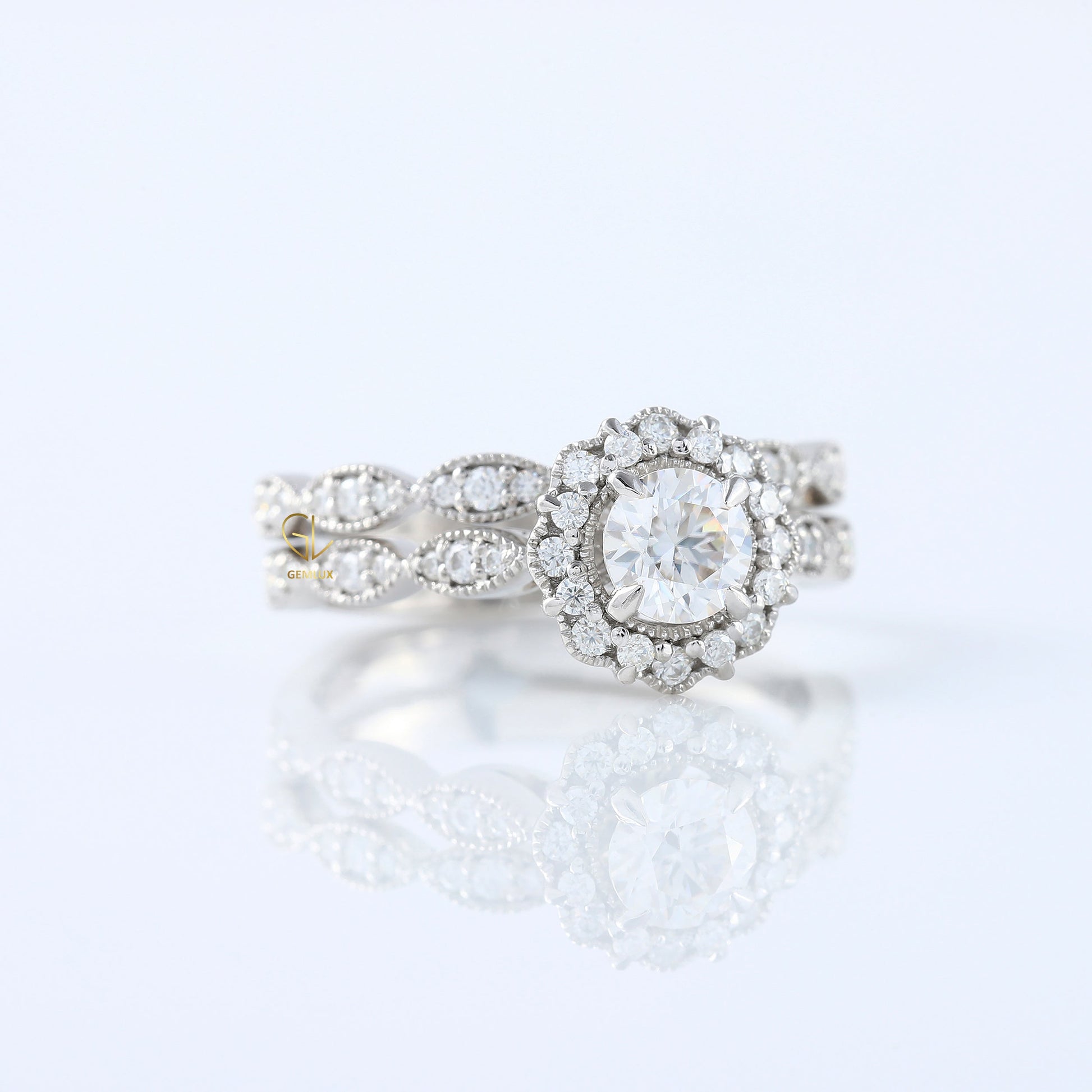 Round Cut Lab Grown Diamond Vintage Art Deco Ring Set