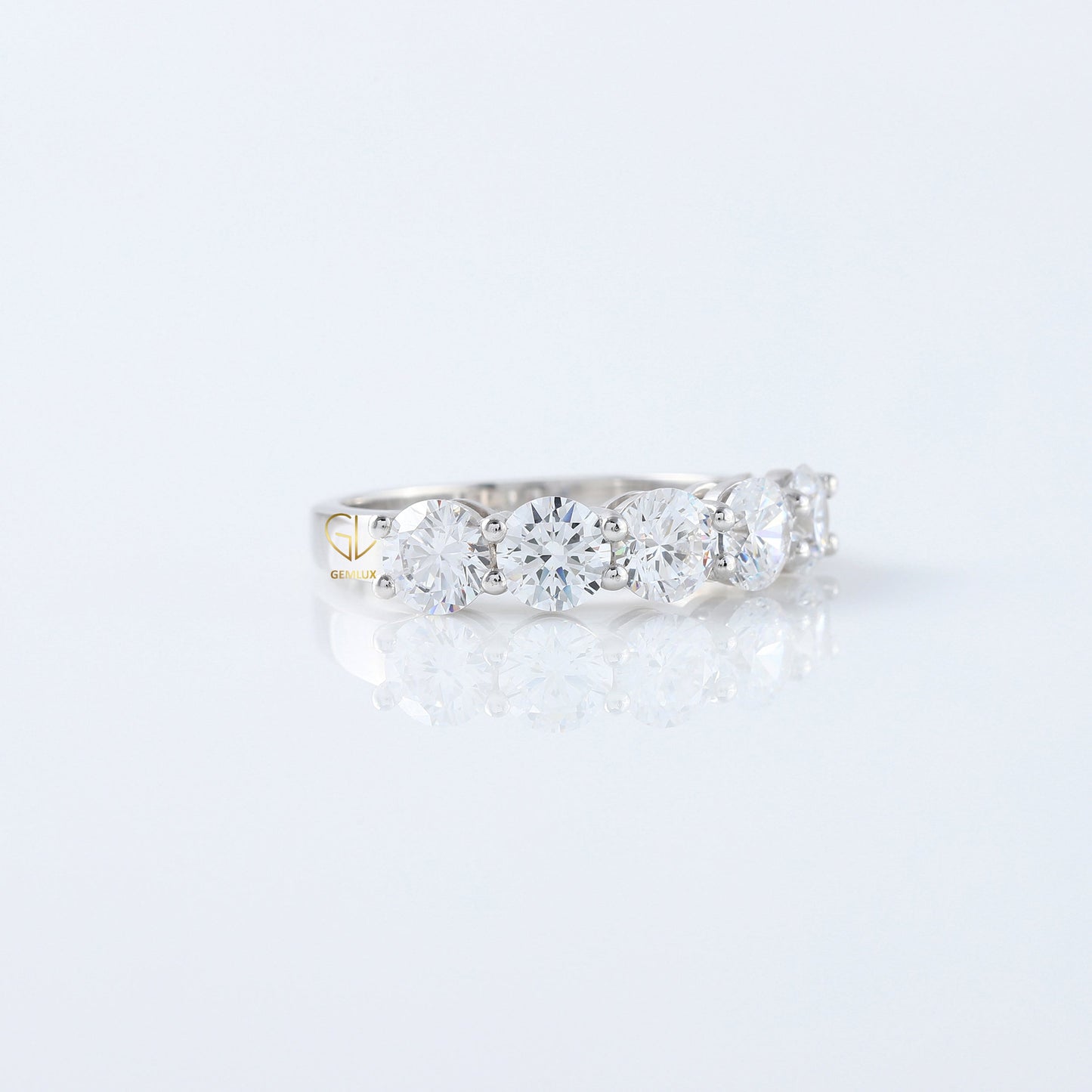 Five Stone Round Cut Moissanite Diamond Wedding Ring