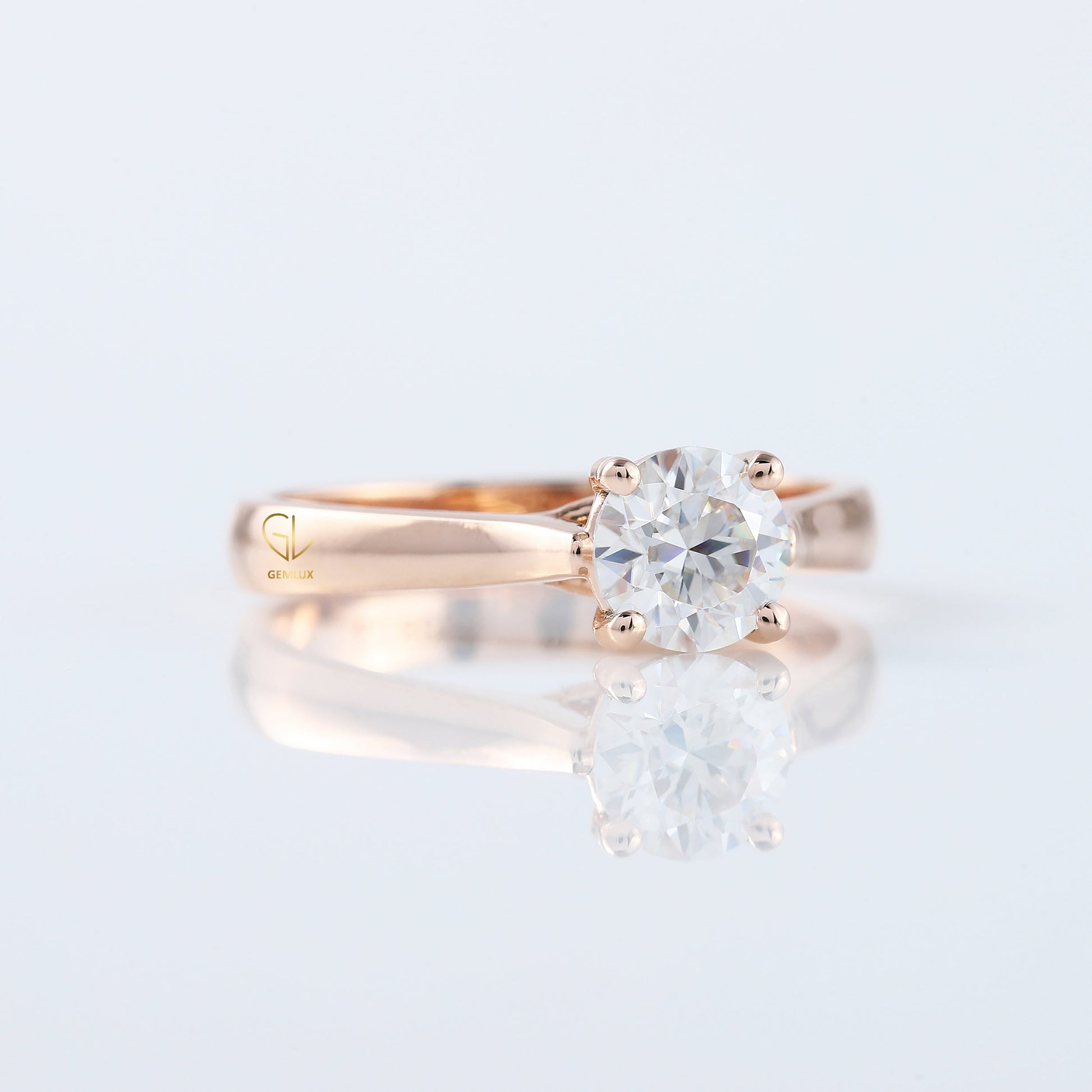 1 Carat Round Cut Lab Grown Pinch Style Soliraire Ring