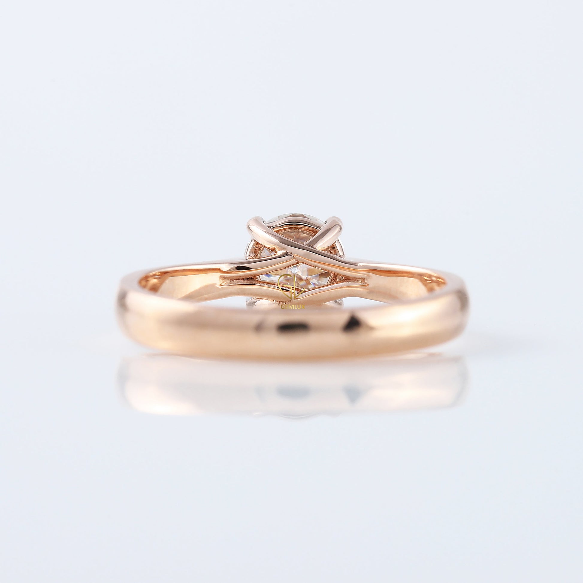 1 Carat Round Cut Lab Grown Pinch Style Soliraire Ring