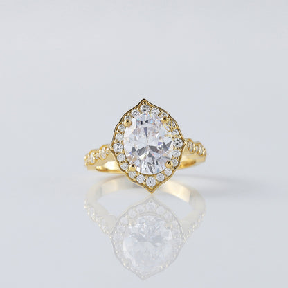 Oval Cut Moissanite Floral Halo Engagement Ring 