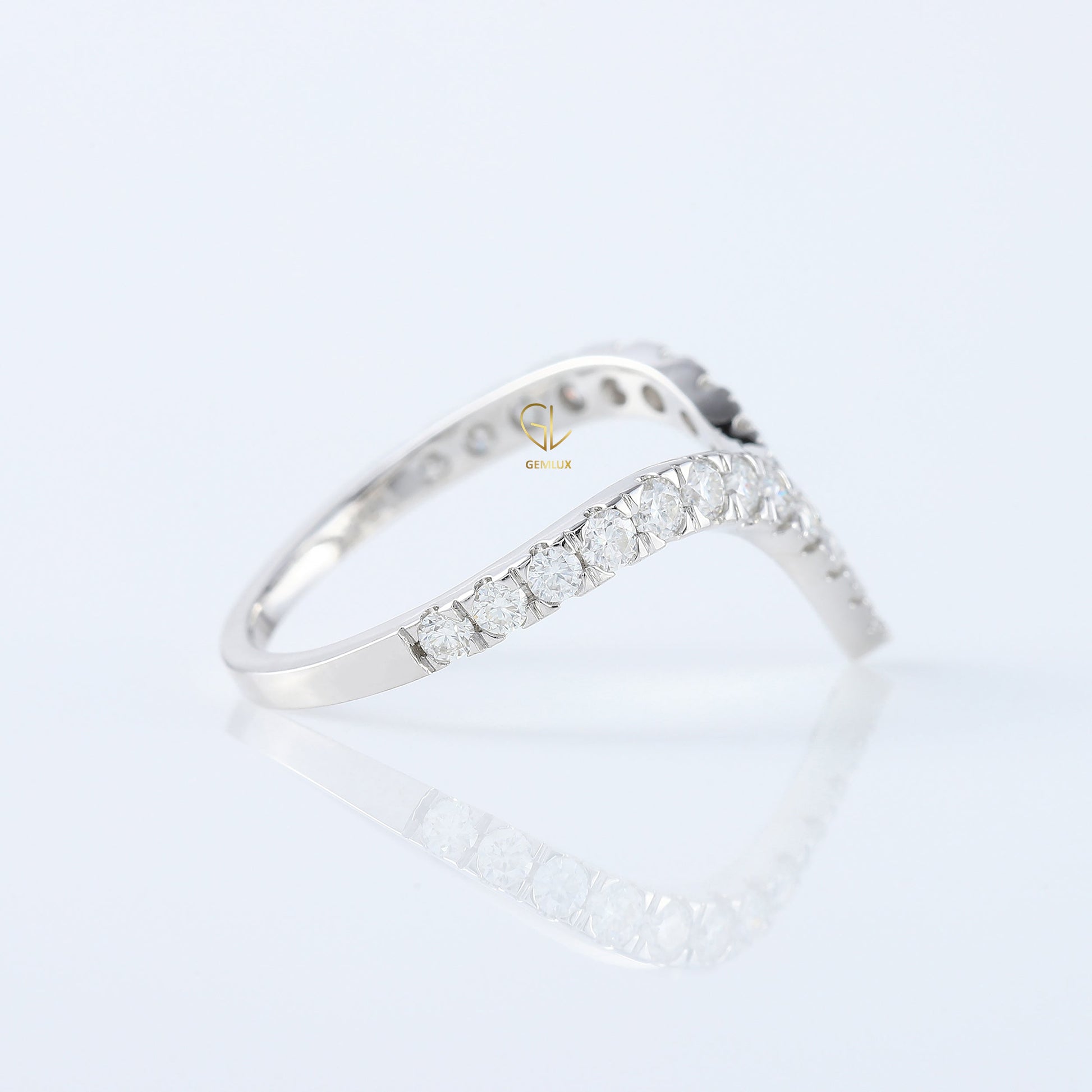 Curved V Shape Round Cut Moissanite Wedding Ring