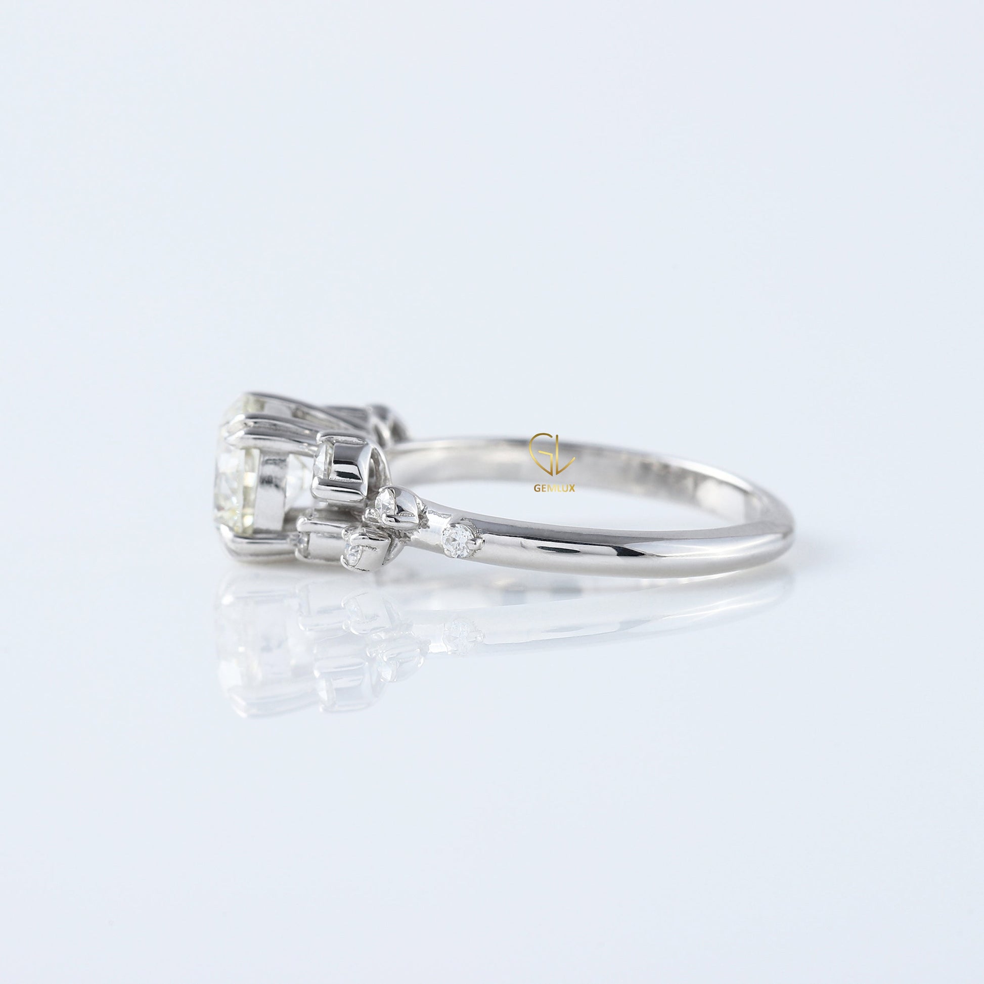 Round Cut Lab Grown Cluster Scattered Diamond Ring