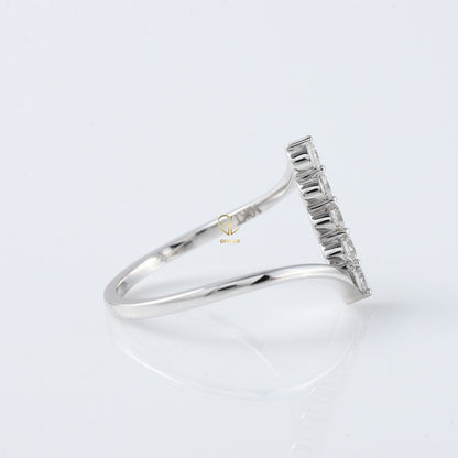 Round Cut Moissanite Diamond Five Stone Bypass Ring