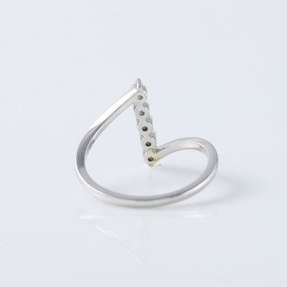 Round Cut Moissanite Diamond Five Stone Bypass Ring