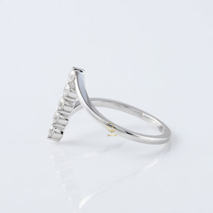 Round Cut Moissanite Diamond Five Stone Bypass Ring