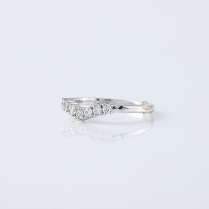 Seven Stone Round Cut Lab Grown Curved Wedding Ring