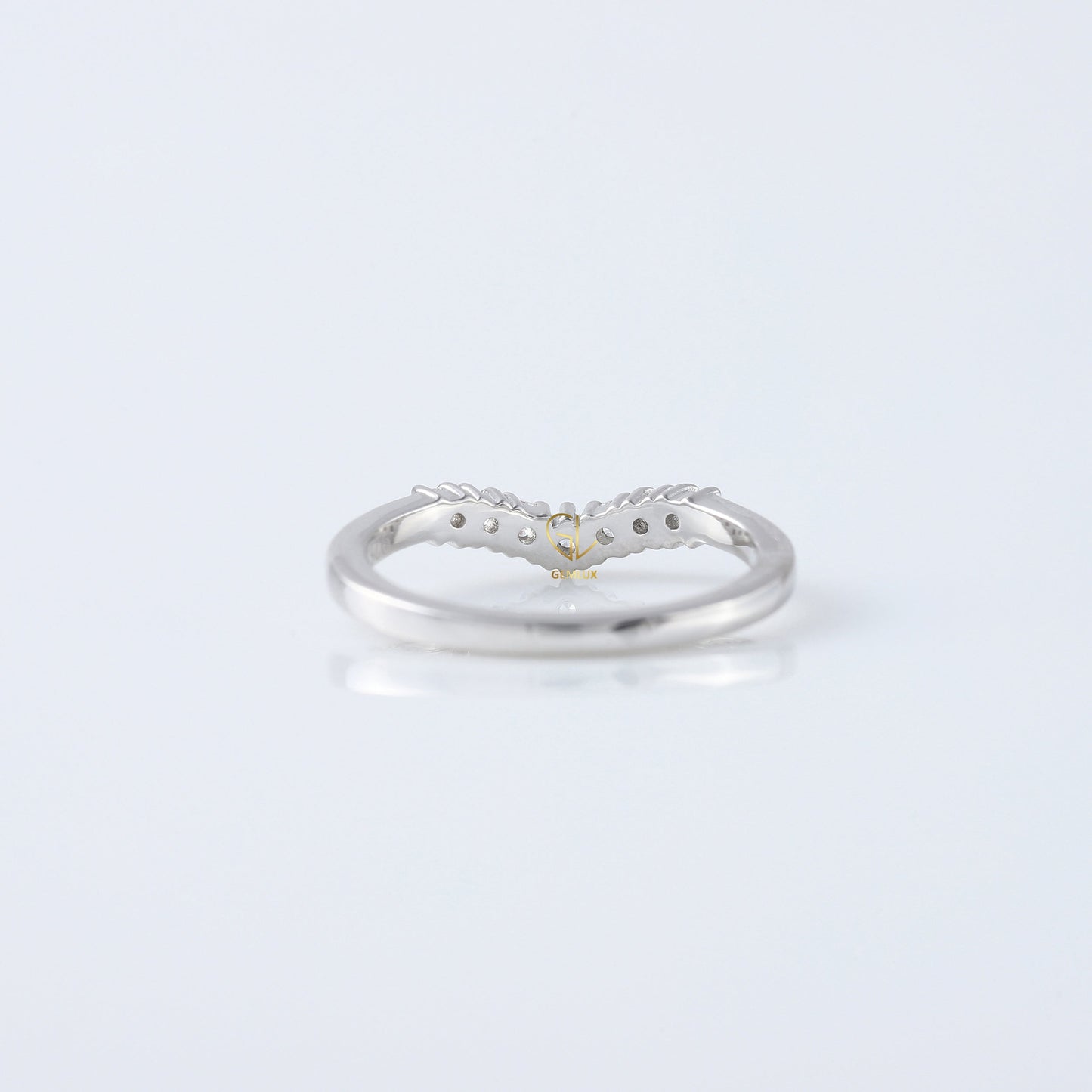 Seven Stone Round Cut Lab Grown Curved Wedding Ring