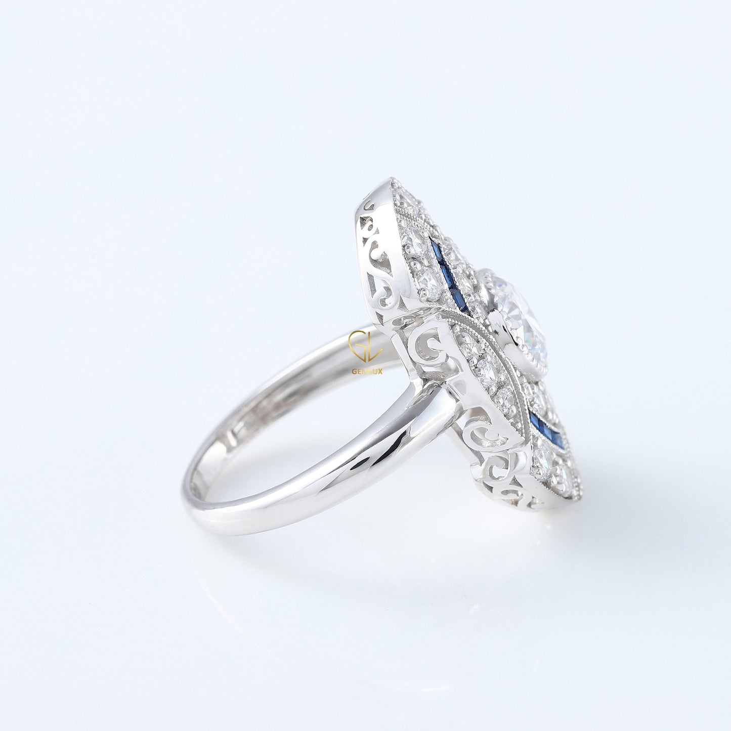 Vintage Art Deco Round Cut Lab Grown Cocktail Ring